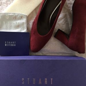 Size 9M Bordeaux Suede Stuart Weitzman heels